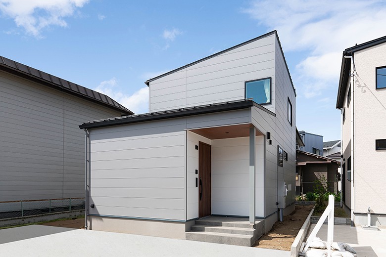 5/17(土),18(日)中央区で完成見学会開催【<ruby>DETAIL HOME<rt>ディテールホーム</rt></ruby>】生活感を隠しつつ開放的なLDK!