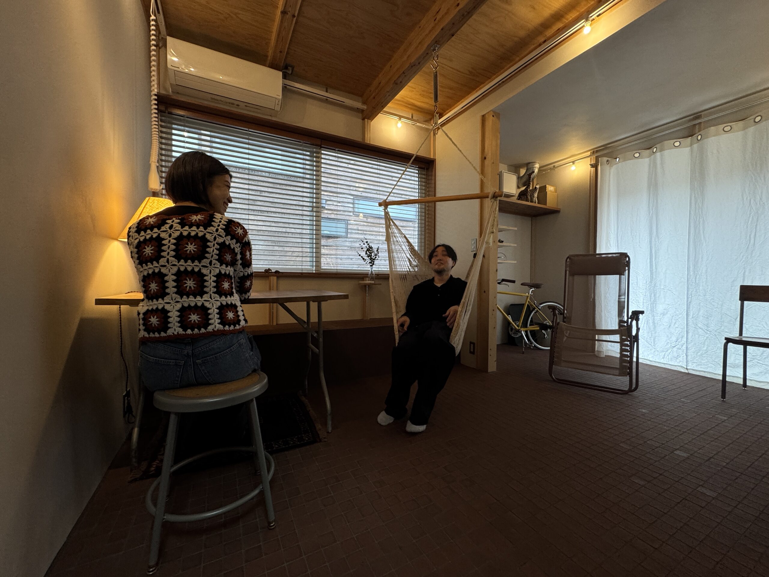 築8年を劇的チェンジ～モリタ装芸スタッフの自邸リノベに潜入！土間ラウンジにハンモック！？自由すぎて憧れる【見学レポ】