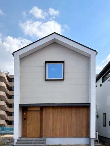 女池3丁目で新しい暮らし。子育てしやすい環境のモデルハウス【<ruby>kayano<rt>カヤノ</rt></ruby>】